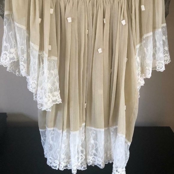 AMERICAN GLAMOUR Badgley Mischka Lace and Chiffon Tunic Blouse XS NWT - Picture 2 of 4